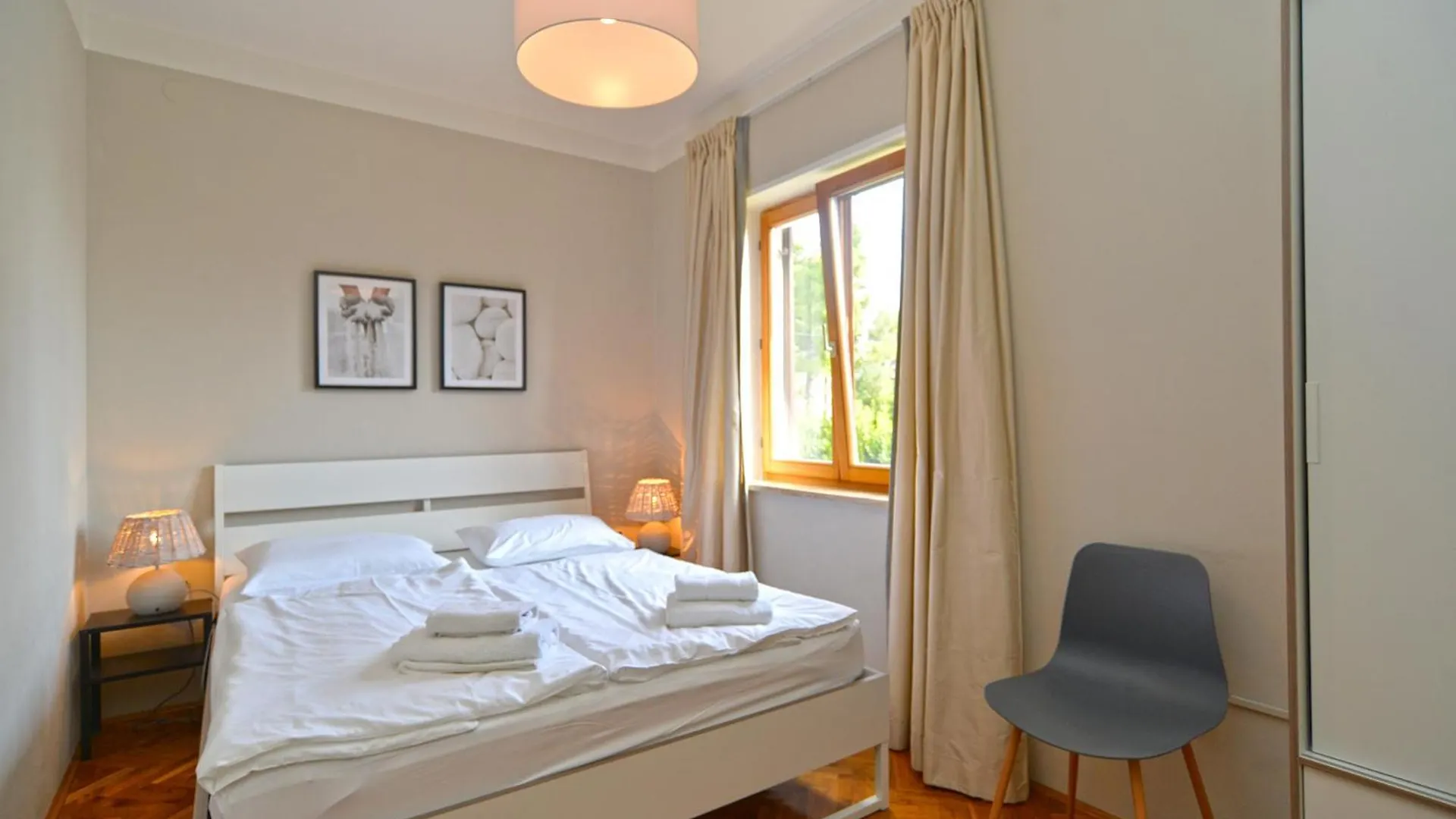 Apartments Nikola 2113 Premantura